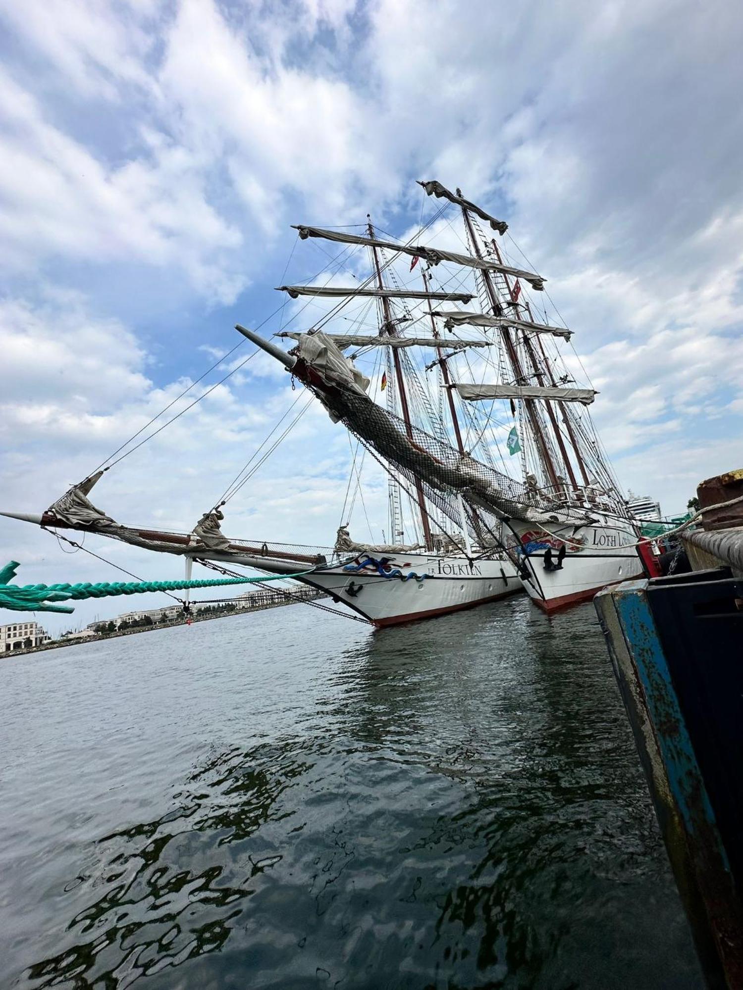 Ferienwohnung Am Strom Rostock Buitenkant foto